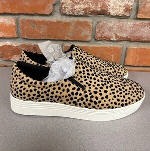 NIB Comfort Cheetah Print Slip-On Canvas Casual Shoe Size 9
